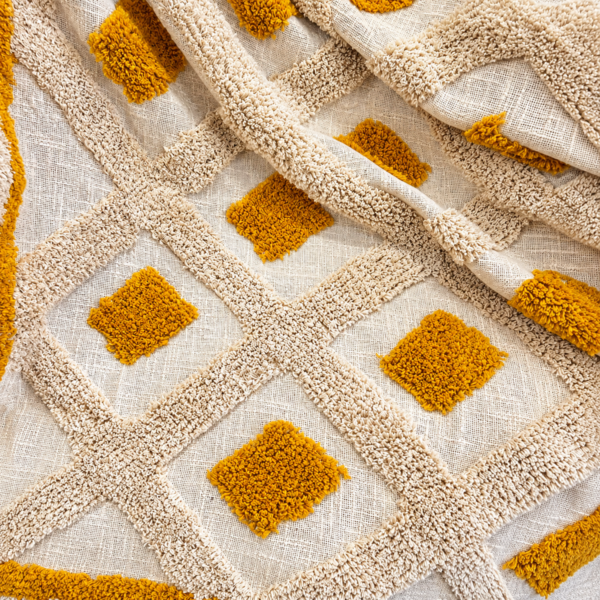 Zariya Diamond Weave Sofa Throw